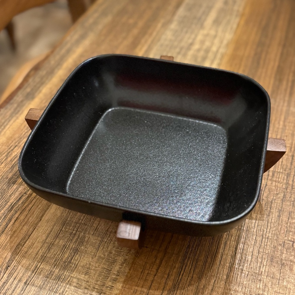Black Square bowl on wood base